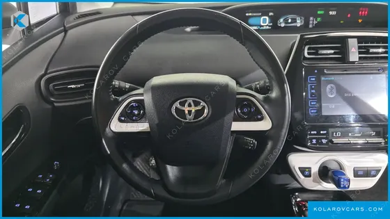 TOYOTA PRIUS 1.8 E