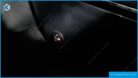 TOYOTA PRIUS 1.8 E