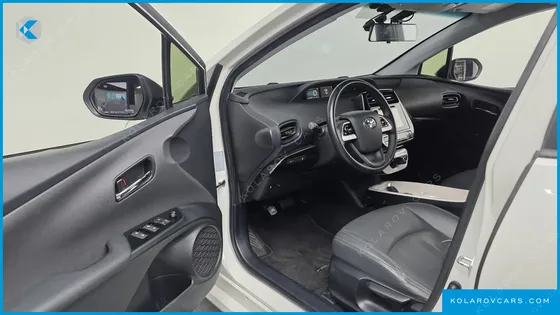TOYOTA PRIUS 1.8 E