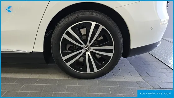MERCEDES EQE EQE300