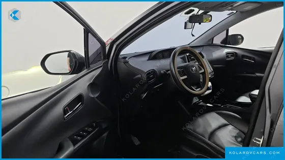 TOYOTA PRIUS 1.8 E
