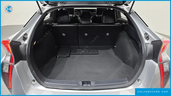 TOYOTA PRIUS 1.8 E