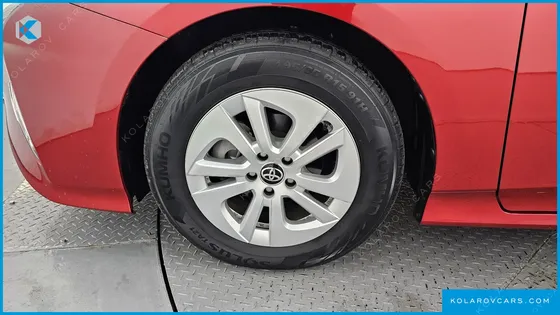 TOYOTA PRIUS 1.8 E