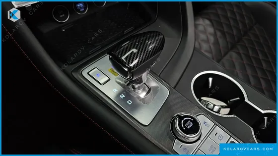 GENESIS G70 GASOLINE 2.5T 4WD