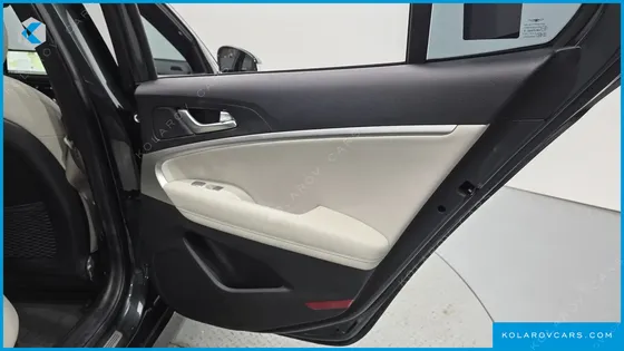 GENESIS G70 GASOLINE 2.0T 4WD