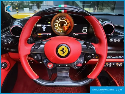 FERRARI F8 3.9 V8