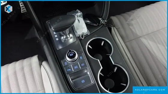 GENESIS G70 GASOLINE 2.5T 2WD