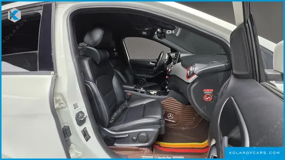 MERCEDES B-CLASS B220