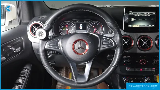 MERCEDES B-CLASS B220