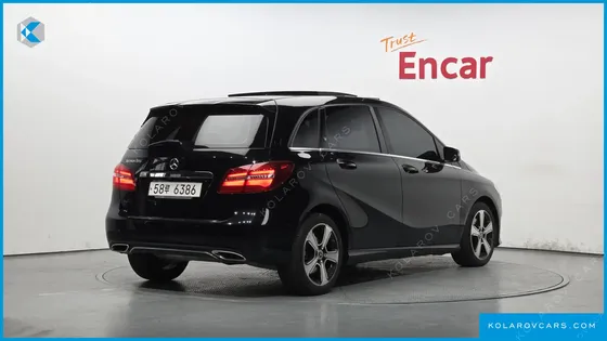 MERCEDES B-CLASS B220