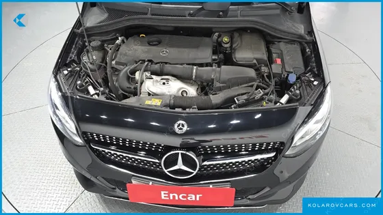MERCEDES B-CLASS B220