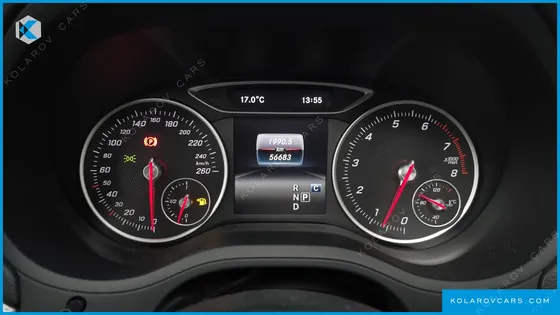 MERCEDES B-CLASS B220
