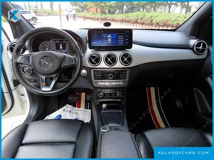 MERCEDES B-CLASS B220
