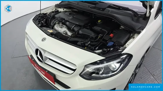 MERCEDES B-CLASS B220