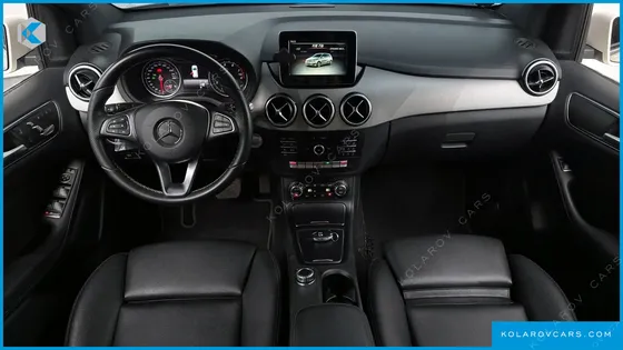 MERCEDES B-CLASS B220
