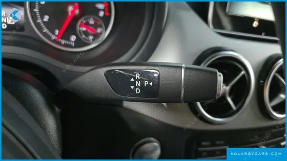MERCEDES B-CLASS B220