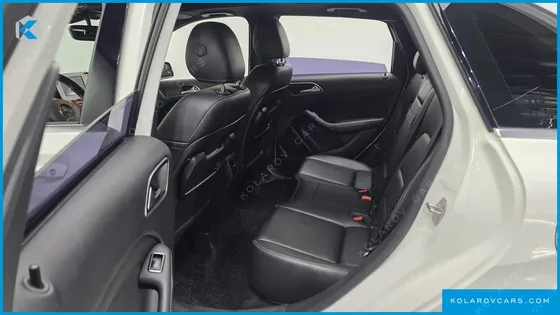MERCEDES B-CLASS B220