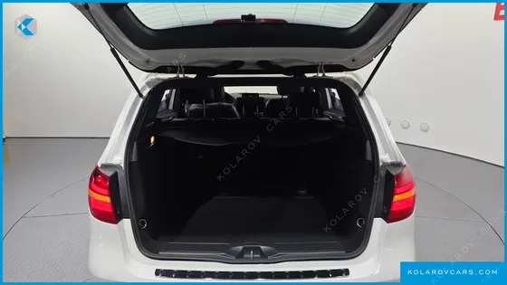 MERCEDES B-CLASS B220