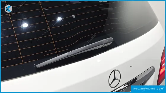 MERCEDES B-CLASS B220