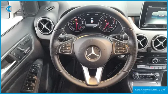 MERCEDES B-CLASS B220