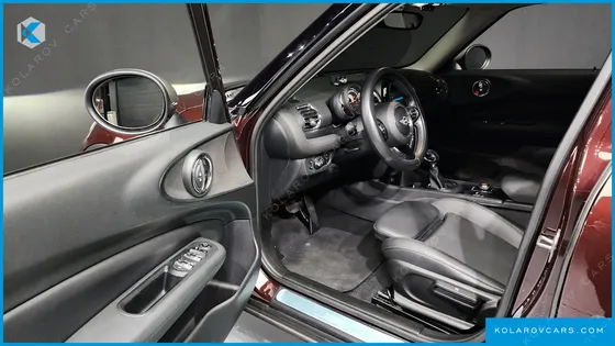 MINI CLUBMAN STANDARD