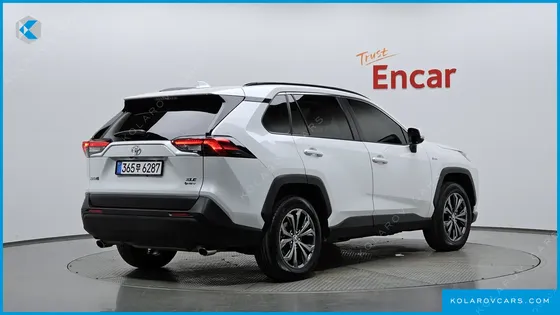 TOYOTA RAV4 2.5 2WD HYBRID XLE