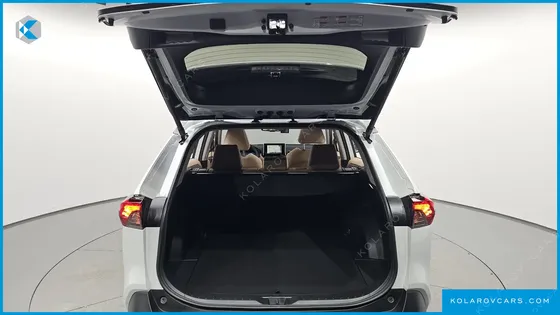 TOYOTA RAV4 2.5 2WD HYBRID XLE
