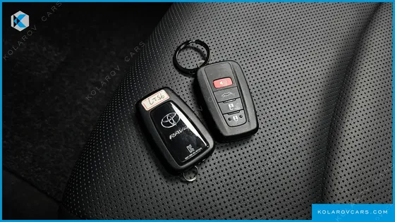 TOYOTA RAV4 2,5 4WD HYBRID LTD