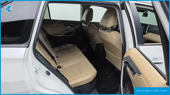 TOYOTA RAV4 2.5 4WD HYBRID