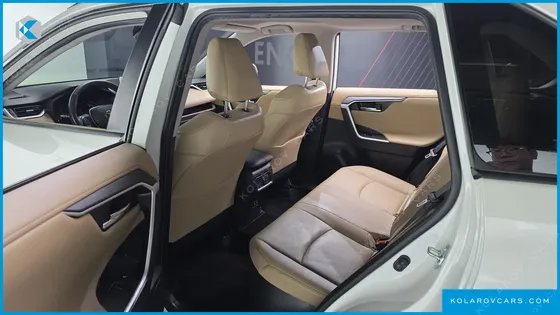 TOYOTA RAV4 2.5 4WD HYBRID