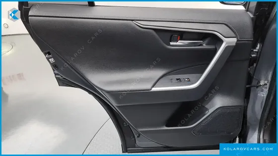 TOYOTA RAV4 2.5 4WD HYBRID