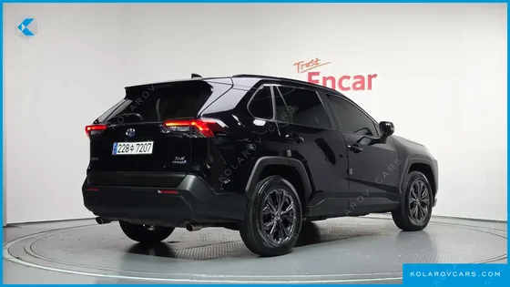 TOYOTA RAV4 2.5 2WD HYBRID XLE