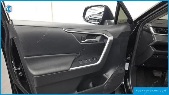 TOYOTA RAV4 2.5 2WD HYBRID XLE