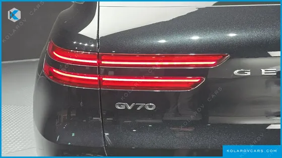 GENESIS GV70 E-AWD