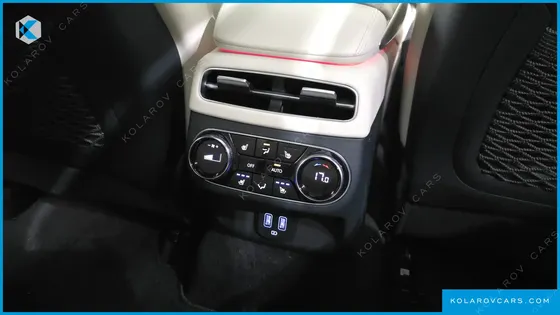 GENESIS GV70 E-AWD