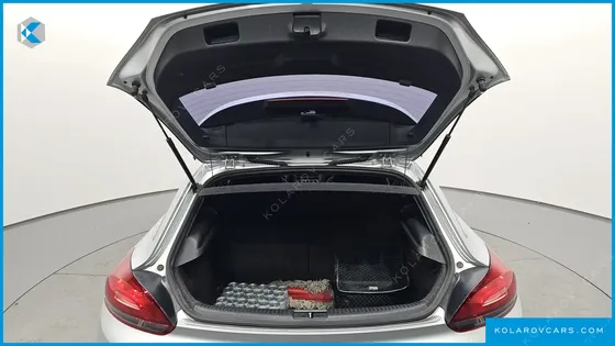 VOLKSWAGEN SCIROCCO 2.0 TDI R-LINE