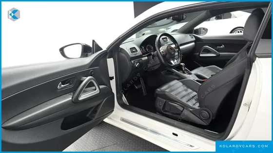 VOLKSWAGEN SCIROCCO 2.0 TDI R-LINE