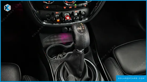 MINI CLUBMAN STANDARD