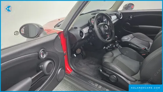 MINI CLUBMAN STANDARD