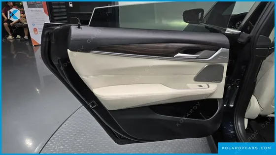 BMW GRAN TURISMO (GT) 630I XDRIVE M SPORT