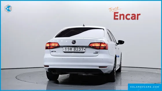 VOLKSWAGEN JETTA 2.0 TDI BLUEMOTION