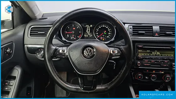 VOLKSWAGEN JETTA 2.0 TDI BLUEMOTION