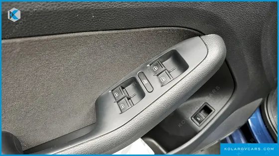 VOLKSWAGEN JETTA 1.6 TDI BLUE MOTION