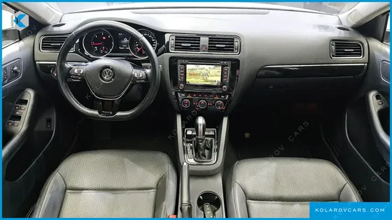 VOLKSWAGEN JETTA 2.0 TDI BLUEMOTION PREMIUM