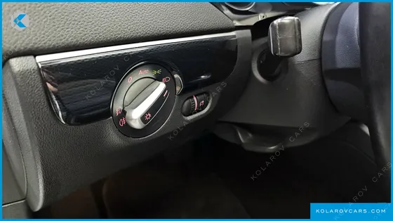 VOLKSWAGEN JETTA 2.0 TDI BLUEMOTION PREMIUM