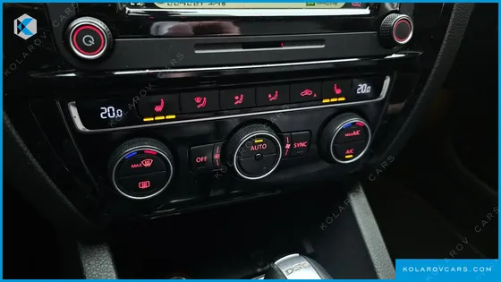 VOLKSWAGEN JETTA 2.0 TDI BLUEMOTION PREMIUM