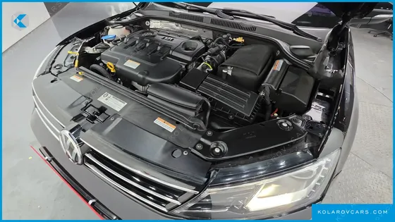 VOLKSWAGEN JETTA 2.0 TDI BLUEMOTION PREMIUM