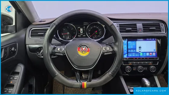 VOLKSWAGEN JETTA 2.0 TDI BLUEMOTION PREMIUM