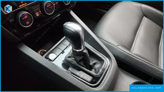 VOLKSWAGEN JETTA 2.0 TDI BLUEMOTION PREMIUM