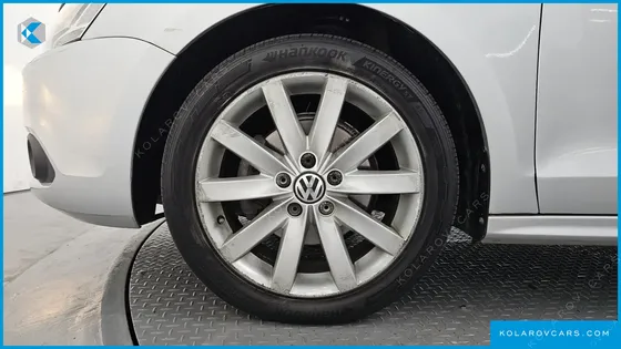 VOLKSWAGEN JETTA 2.0 TDI
